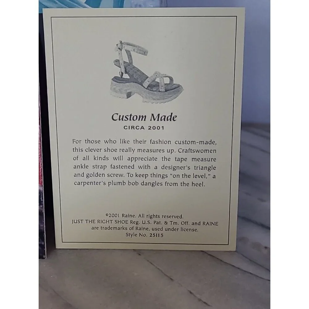 Just The Right Shoe 25115 Custom Made Miniature Resin Shoe by Raine 2001 - Picture 7 of 8